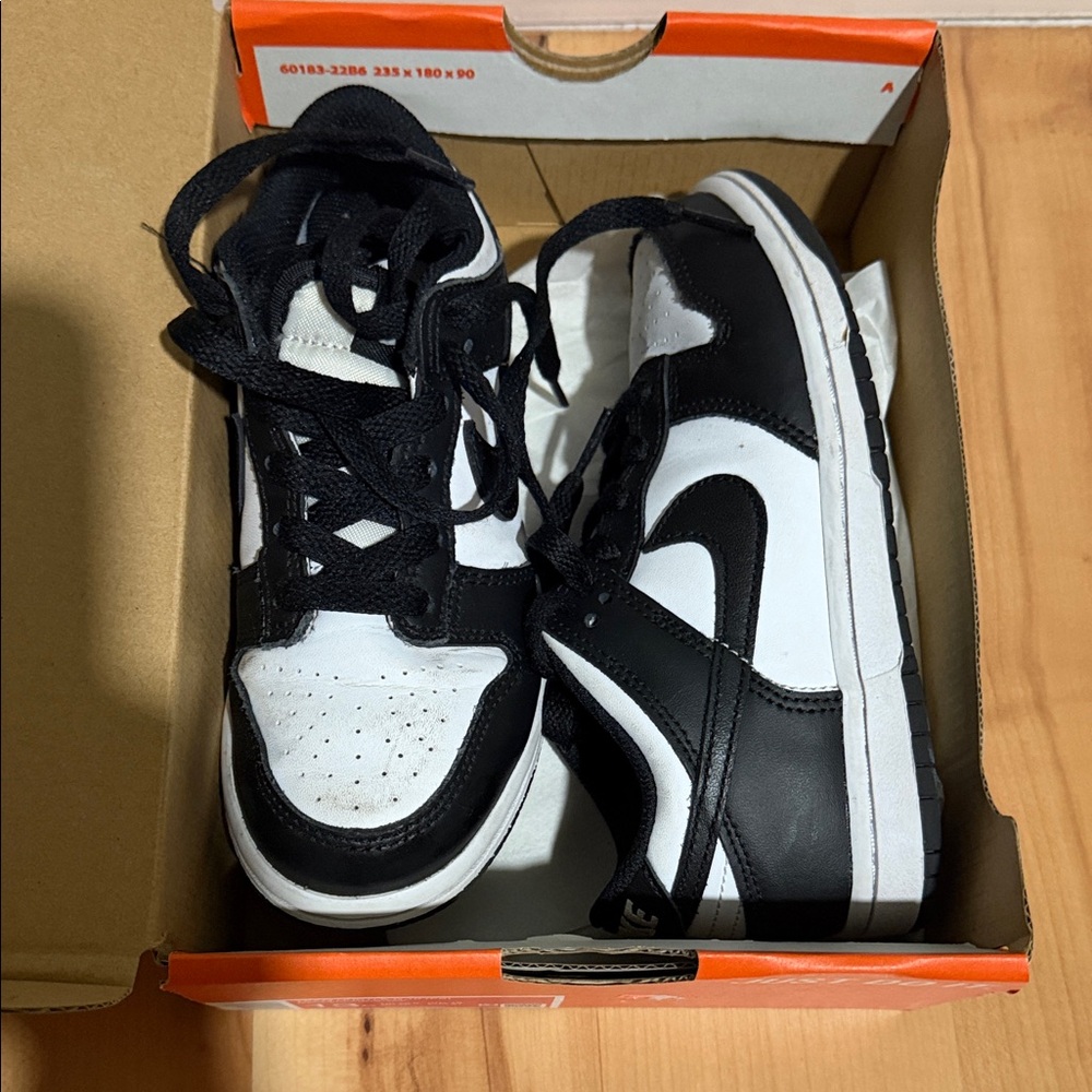 Nike Kids Panda Dunks Black and White Sneakers
